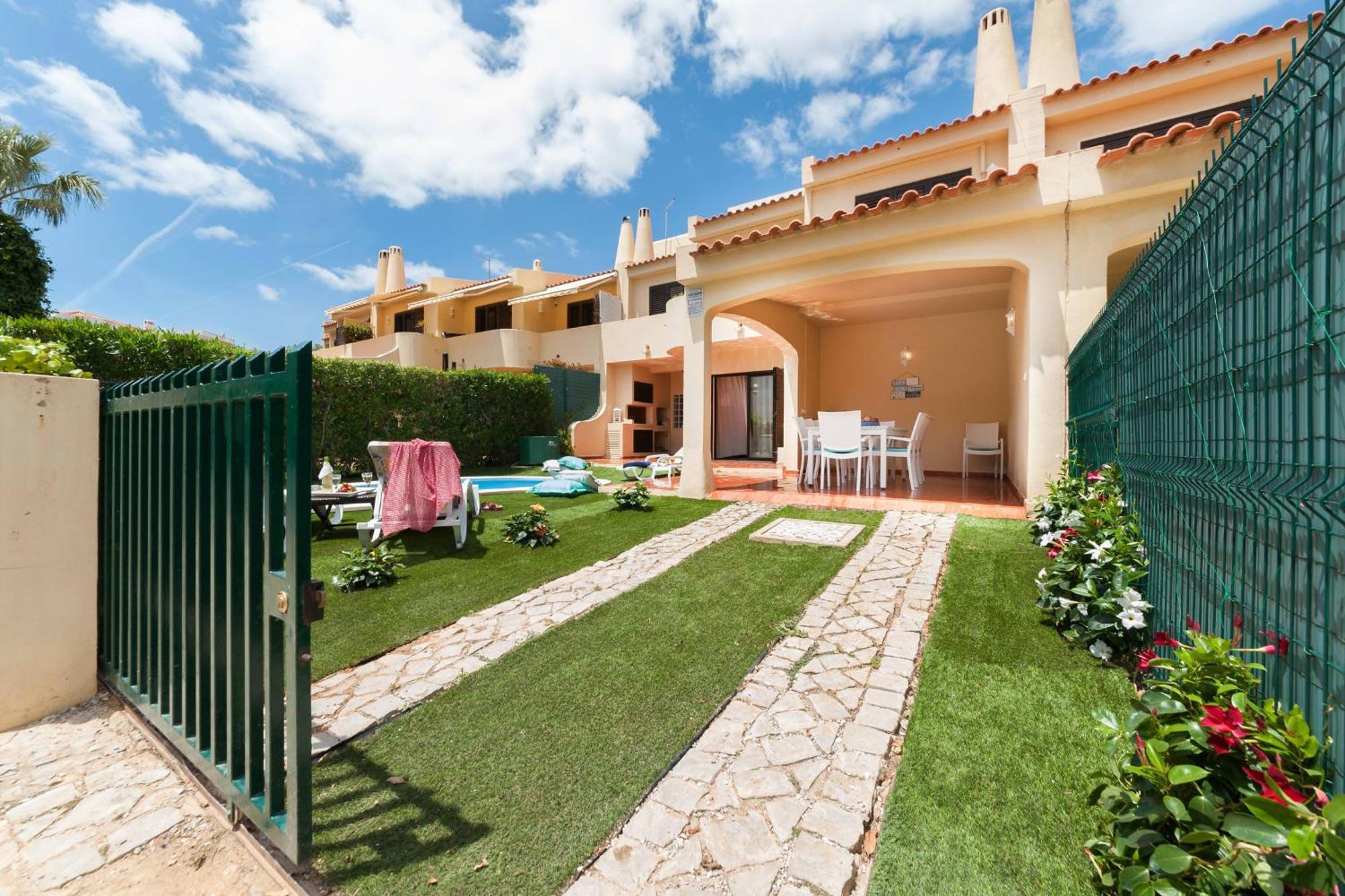 Vila Dos Lirios - Blue Sea Albufeira Exterior photo